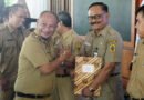 Masa Pensiun, Pj Bupati Pati Serahkan 124 SK Bagi PNS Dengan TMT