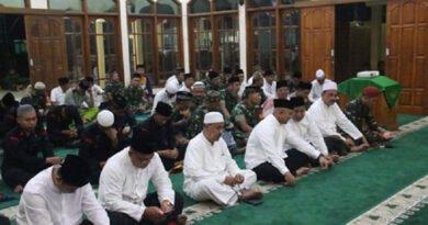 Peringati Isra Miraj, Jajaran Kodim 0718/Pati Ikuti Istighosah Kubro Secara Virtual